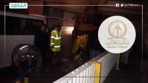 الانتهاء من سحب مياه الأمطار و”تسليك” خطوط تصريفها بشوارع بنغازي