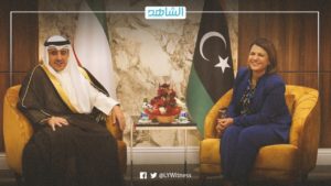 وزير الخارجية الكويتي يصل طرابلس للمشاركة بمؤتمر دعم استقرار ليبيا