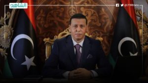 من سلم الكوميديا إلى السياسة.. من هو حاتم الكور المرشح لانتخابات الرئاسة الليبية؟