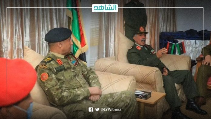 القائد العام للجيش الليبي المكلف عبد الرازق الناظوري والفريق محمد الحداد