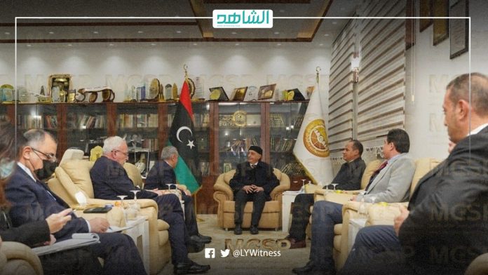 رئيس مجلس النواب عقيلة صالح مع رئيس الوزراء الفلسطيني والوفد المرافق له