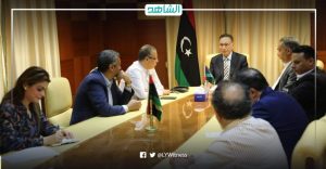وزير الاقتصاد الليبي يبحث إنشاء أسواق تجارية لتوزيع السلع وآلية حصر الأنشطة التجارية بطرابلس