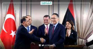 هل يحق لحكومة الوحدة الليبية توقيع اتفاقيات جديدة؟ وماذا تقول خارطة الطريق؟
