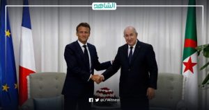 رئيسا الجزائر وفرنسا يبحثان تطورات الأوضاع في ليبيا