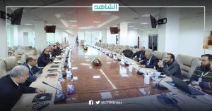 مؤسسة النفط الليبية تتابع مشاريع شركة “هاليبرتون” الأمريكية المتعلقة بحفر وصيانة الآبار