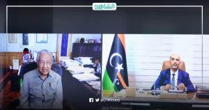 عضو الرئاسي الليبي يبحث مع مهاتير محمد سبل الاستفادة من التجربة الماليزية