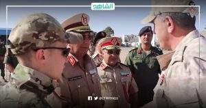 وفد من وزارة الدفاع الروسية يصل ليبيا في زيارة رسمية بدعوة من “حفتر”
