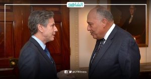 وزير الخارجية المصري يناقش مع نظيره الأمريكي مستجدات الأوضاع في ليبيا