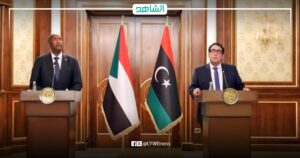 المنفي والبرهان يتفقان على تعزيز التعاون بين ليبيا والسودان