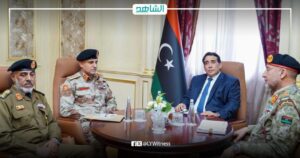 “المنفي” يطلع على آخر التطورات والمستجدات العسكرية بغرب ليبيا