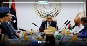 وزارة العمل الليبية تبحث استحداث “مراكز تأهيل” نزلاء السجون