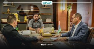 رئيس الحكومة الليبية المكلفة يطلع على سير عمل وزارتي الداخلية والصحة