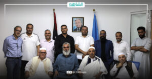 البعثة الأممية تستقبل وفداً من المتظاهرين أمام مقرها بطرابلس وتستمع لمطالبهم