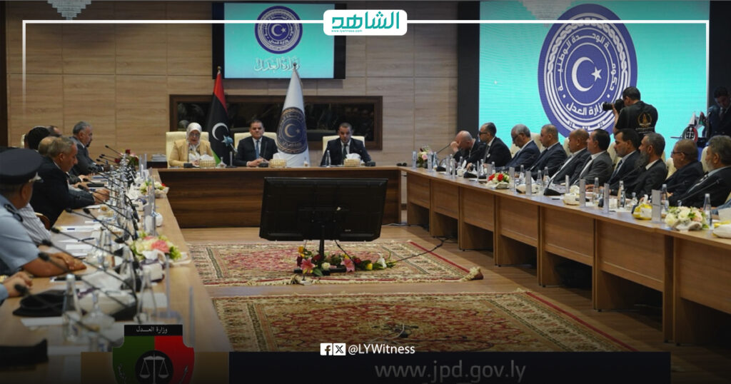 عبدالحميد الدبيبية في لقاء مع عناصر جهاز الشرطة القضائية