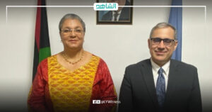 المبعوثة الأممية والقائم بالأعمال الأمريكي يبحثان سبل تنفيذ خارطة الطريق في ليبيا