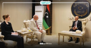 اللافي يودع السفير البريطاني ويشيد بدوره في دعم الاستقرار والتسوية السياسية بليبيا